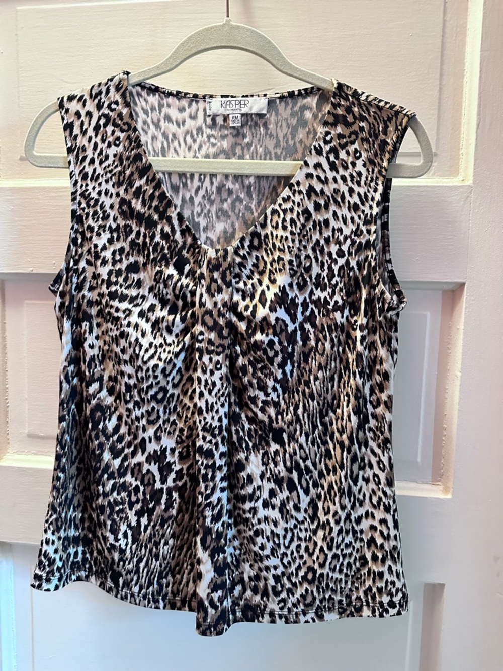 Kasper Women’s Sleeveless Leopard Print V-Neck Top - Brown Black Cream